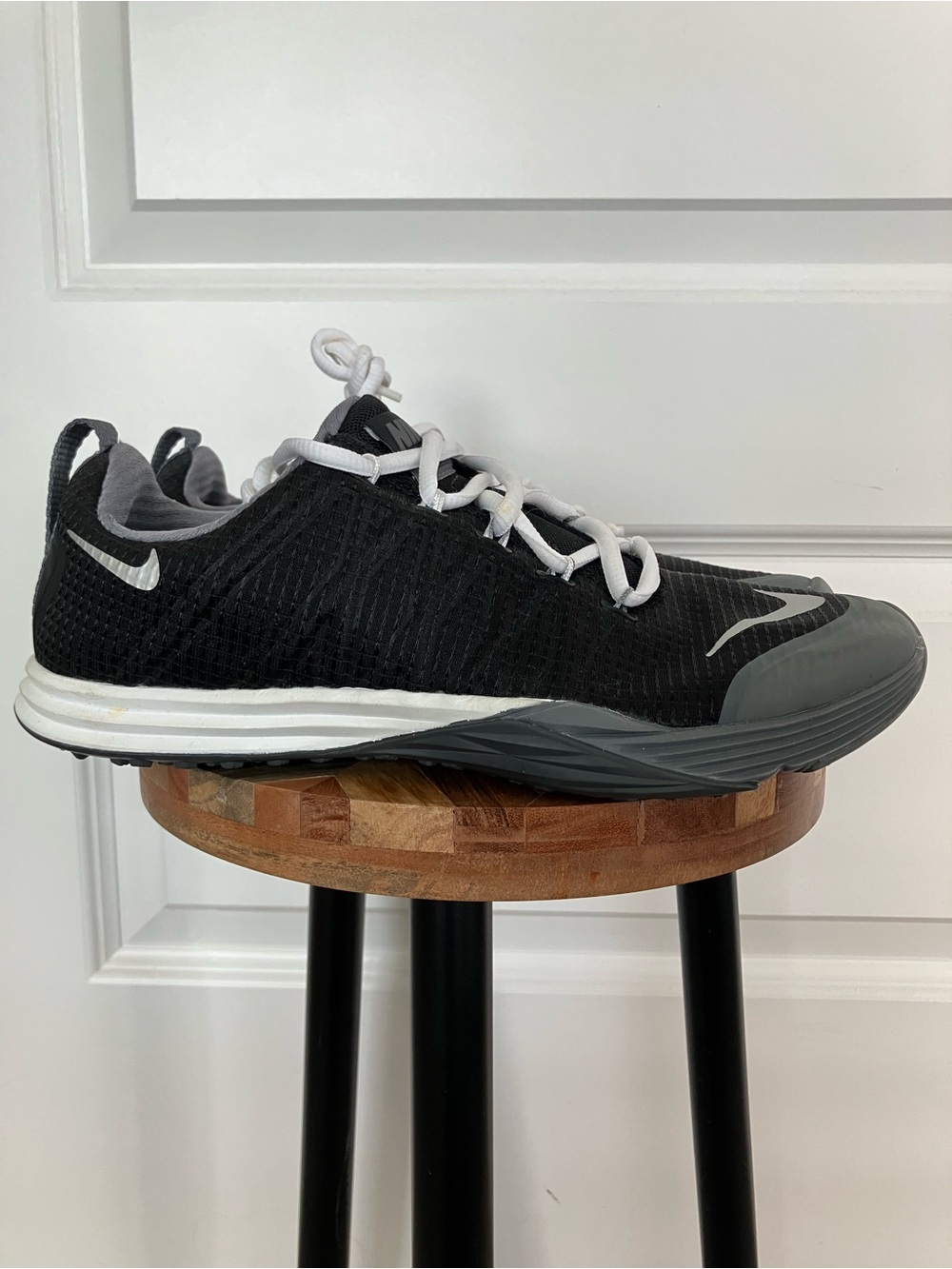 Nike Lunar Cross Element Training Shoes Women’s Size 9.5 Black Silver 2036-711